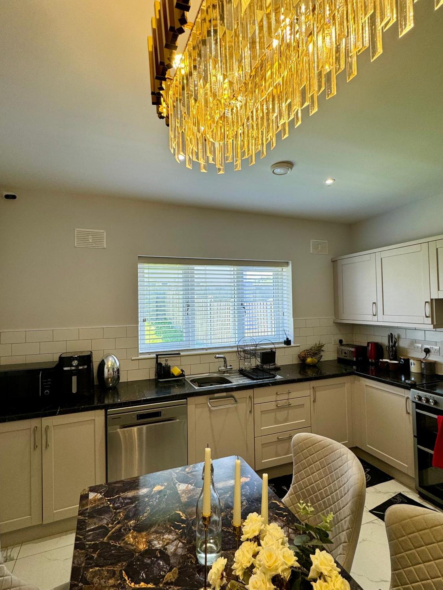 Modern Double & Single Room With Cozy Vibes Athy Dış mekan fotoğraf